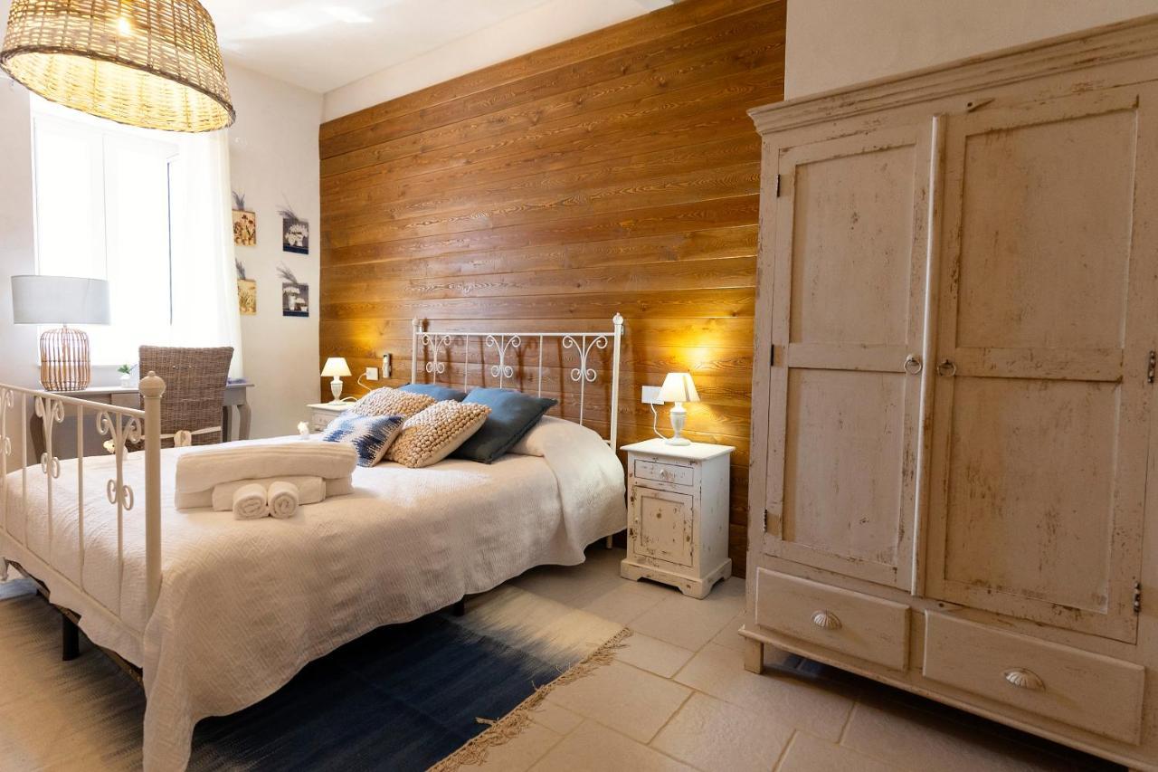 Palazzo Badiale History&Rooms Atella Bagian luar foto