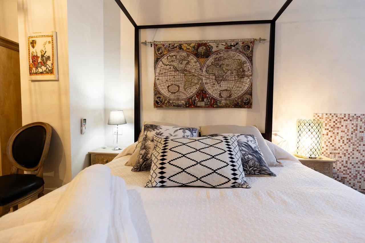 Palazzo Badiale History&Rooms Atella Bagian luar foto